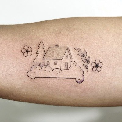 Tatuaje de línea fina. ZUK Tattoo Lleida