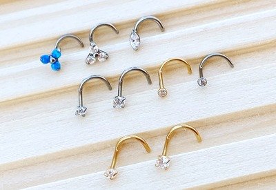 Piercing nostril curvado
